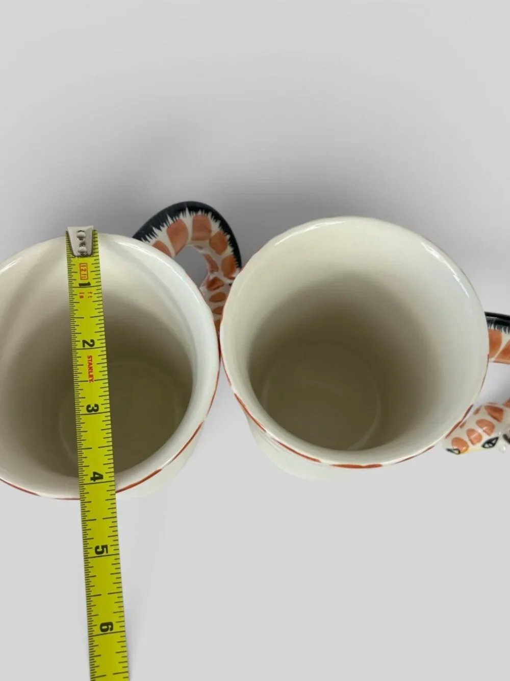 Pier 1 Giraffe Mugs Set of 2 Hand Painted Stoneware 16 oz